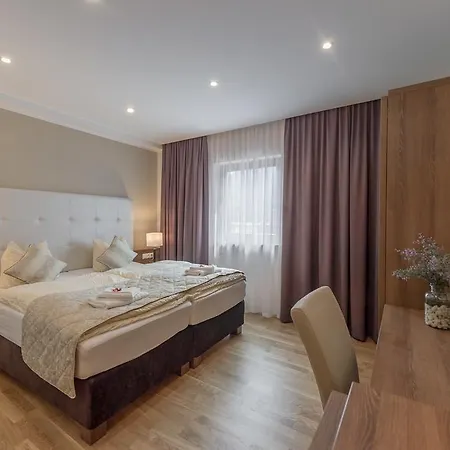 Ambachhof Gæstehus 3*